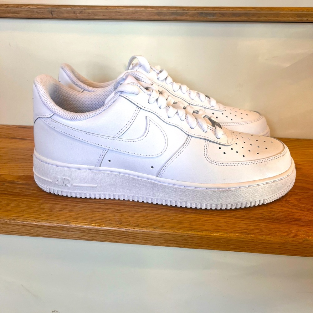 New Women’s size 11 Nike Air Force 1